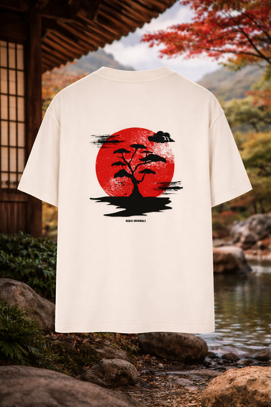 Hadix oversized T-Shirt with a red Moon and a Bonsai Tree and clouds anime Chinese Japanese Tradition